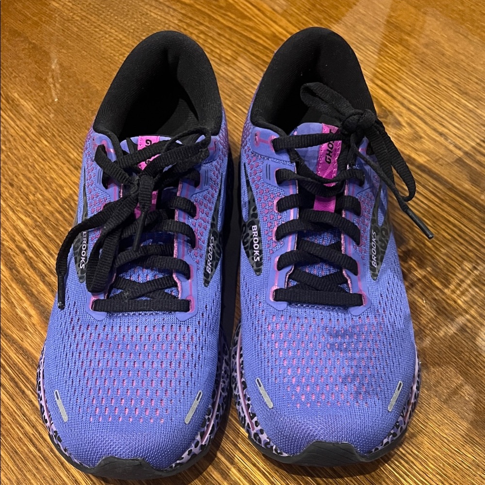 Brooks Women's Purple and Pink Athletic Shoes